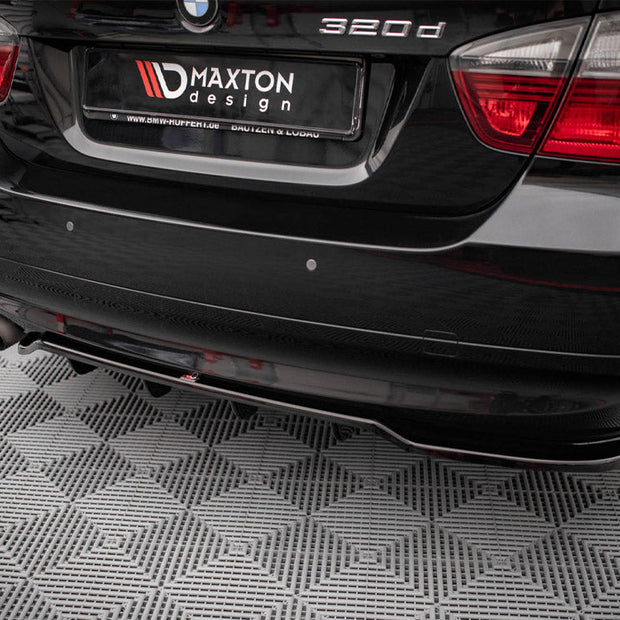 Maxton Design - CENTRAL REAR SPLITTER (VERTICAL BARS) BMW 3 SEDAN E90 (2004-2008)