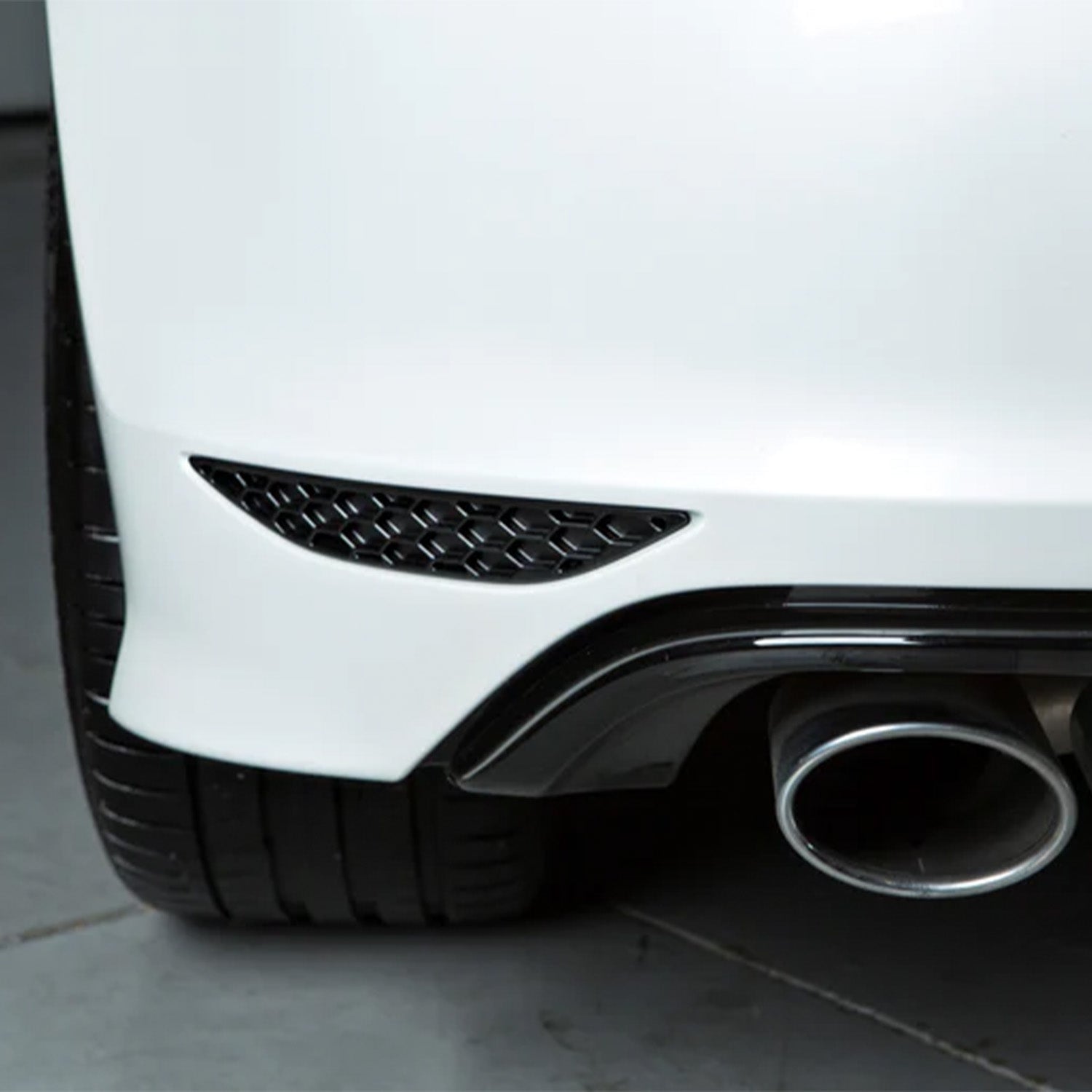 Acexxon Volkswagen Golf R Honeycomb Rear Reflector Inserts (Mk7)