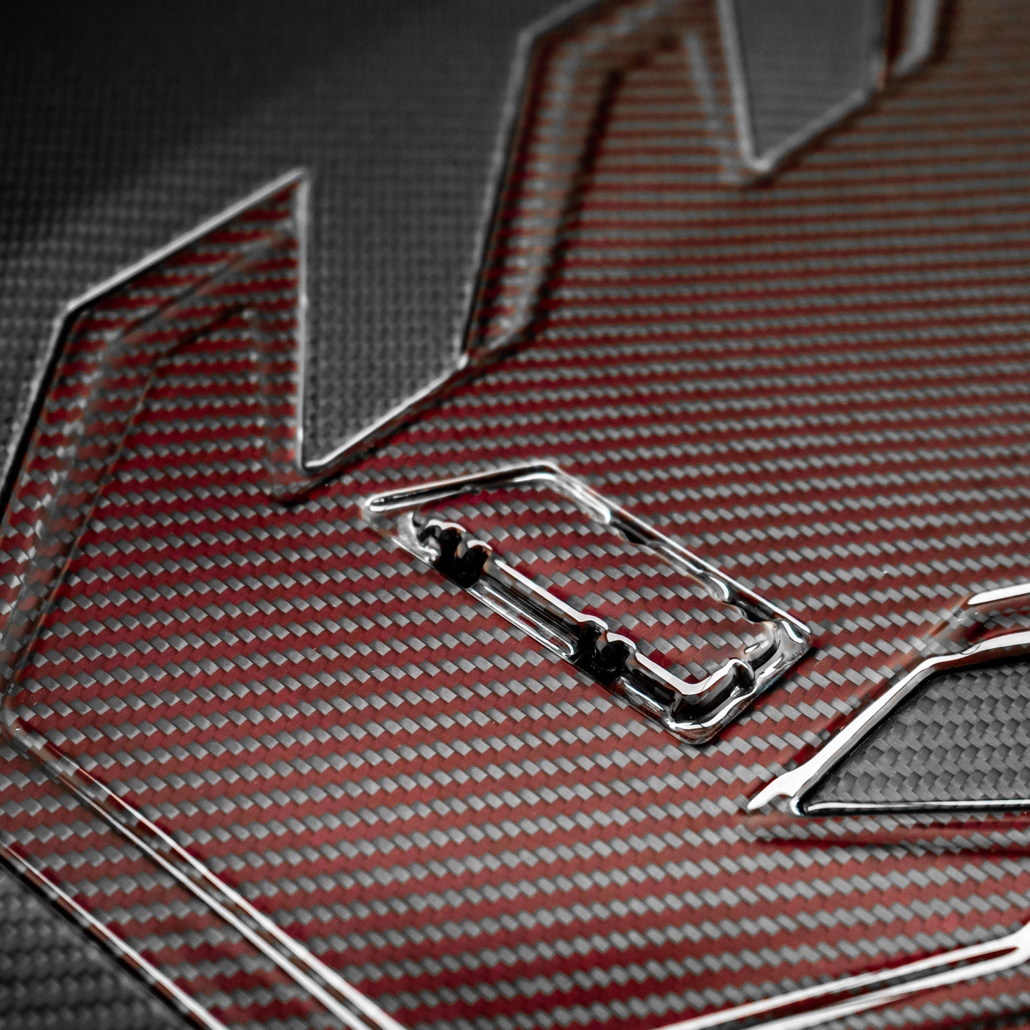 BMW G90 & G99 M5 S68 Gloss Carbon Fibre Engine Cover