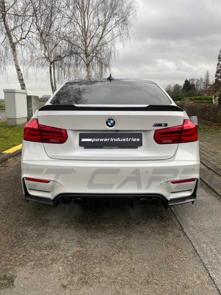 BMW M3 F80 FULL CARBON FIBRE KIT - V1