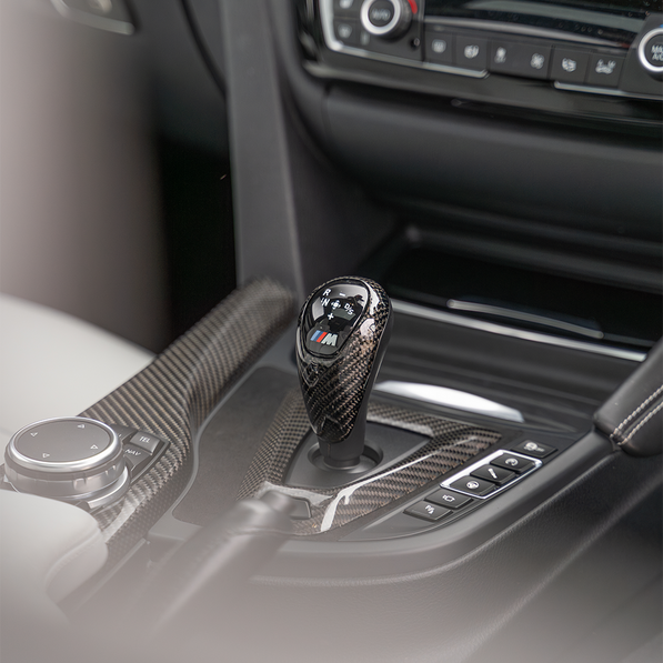 BMW M3/M4 F80/F82/F83/F87 ALCANTARA & CARBON SHIFTER SURROUND (RHD)