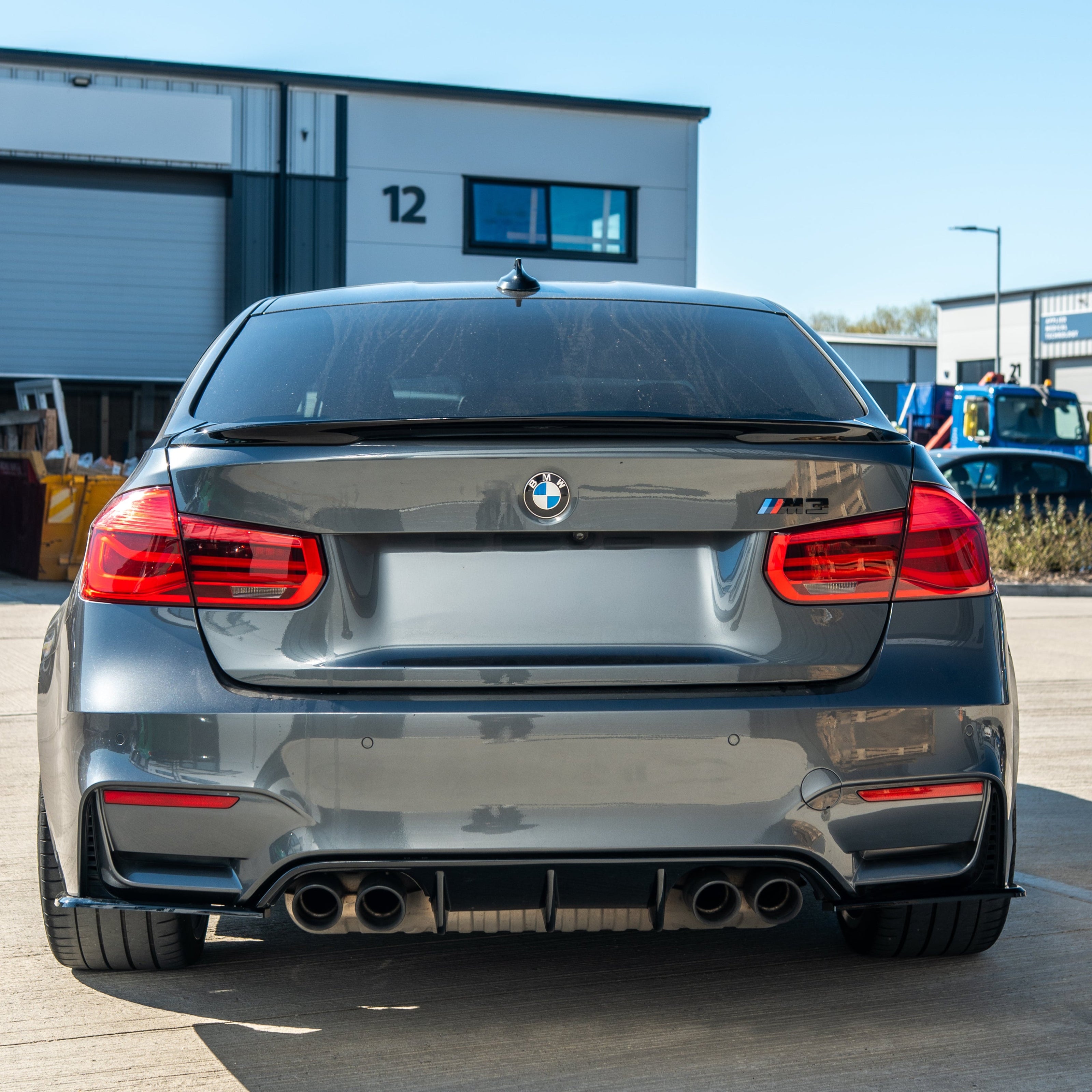 BMW M3/M4 (F80 F82 F83) GLOSS BLACK DIFFUSER - V STYLE