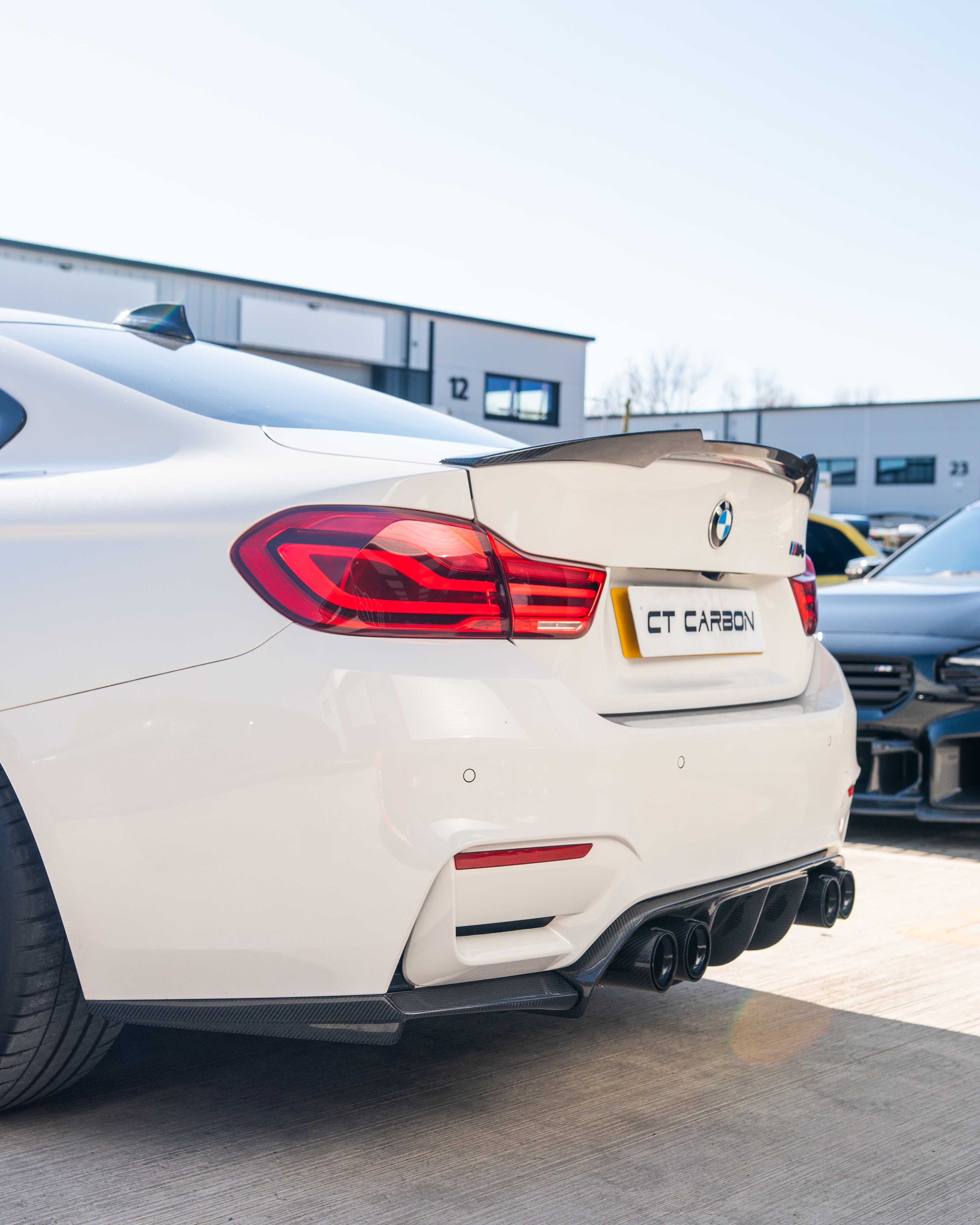 BMW F82 M4 COUPE 2014-2020 FULL CARBON FIBRE KIT - V3