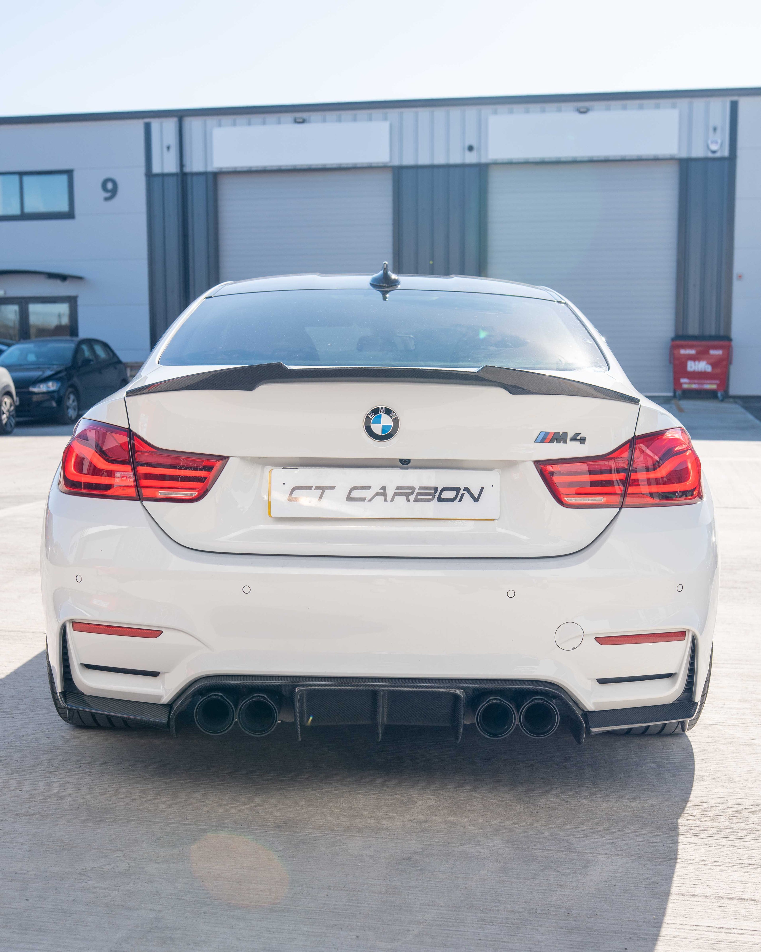BMW F82 M4 COUPE 2014-2020 FULL CARBON FIBRE KIT - V3
