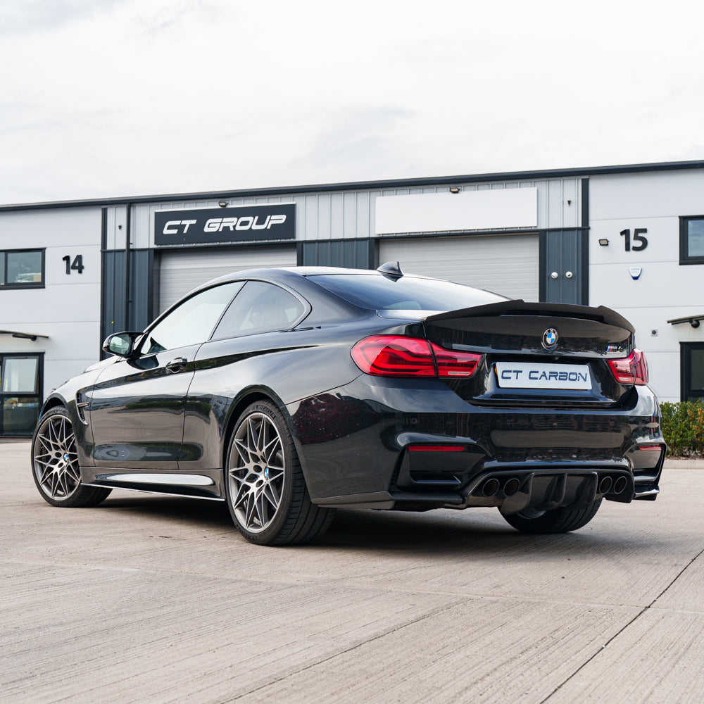 BMW F82 M4 COUPE 2014-2020 FULL CARBON FIBRE KIT - V4