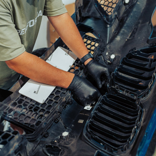 TwistNFix MAGNFIX Magnetic License Plate Holder