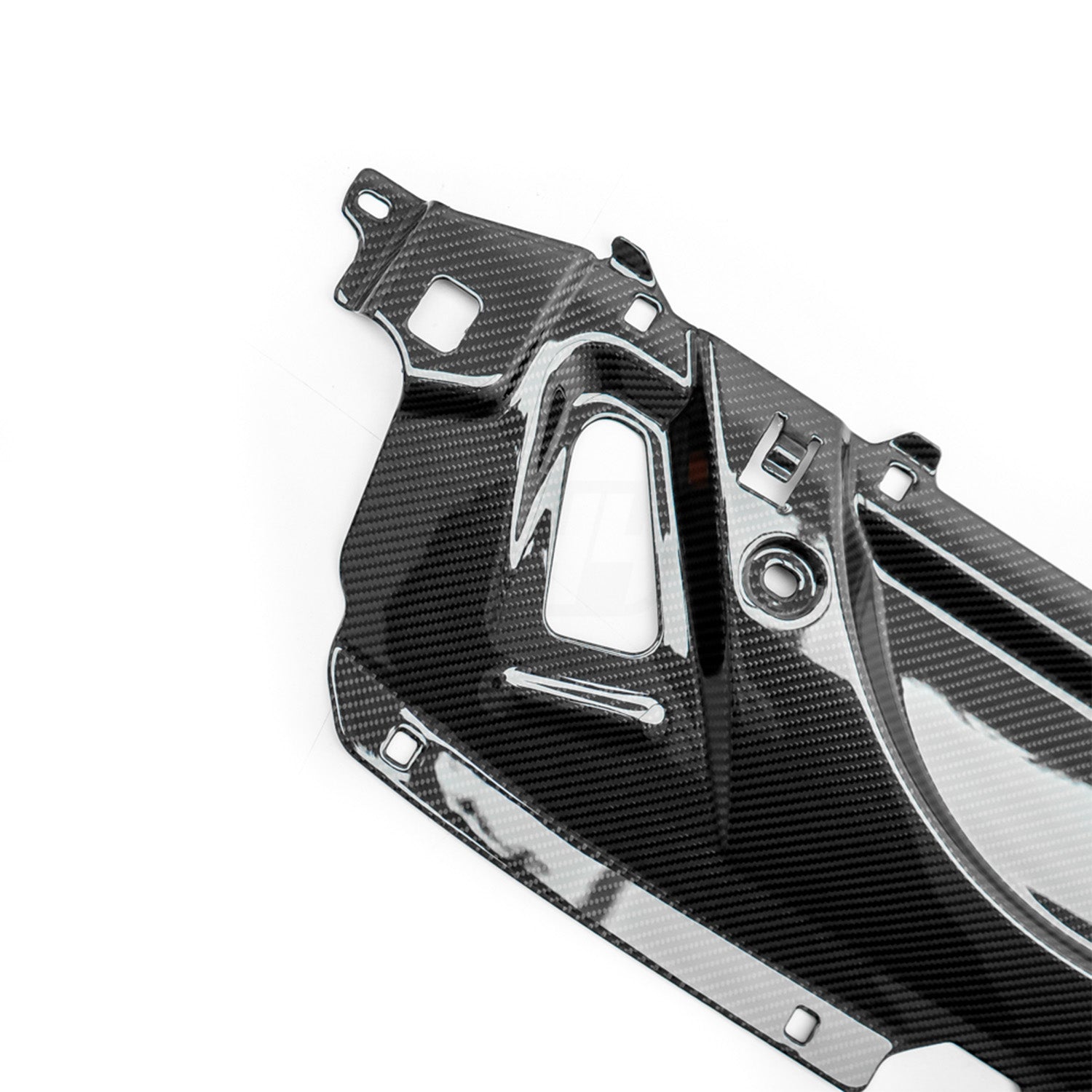 MHC+ BMW G90 & G99 M5 Full Replacement Radiator Cooling Shroud Slam Panel In Pre Preg Carbon Fibre