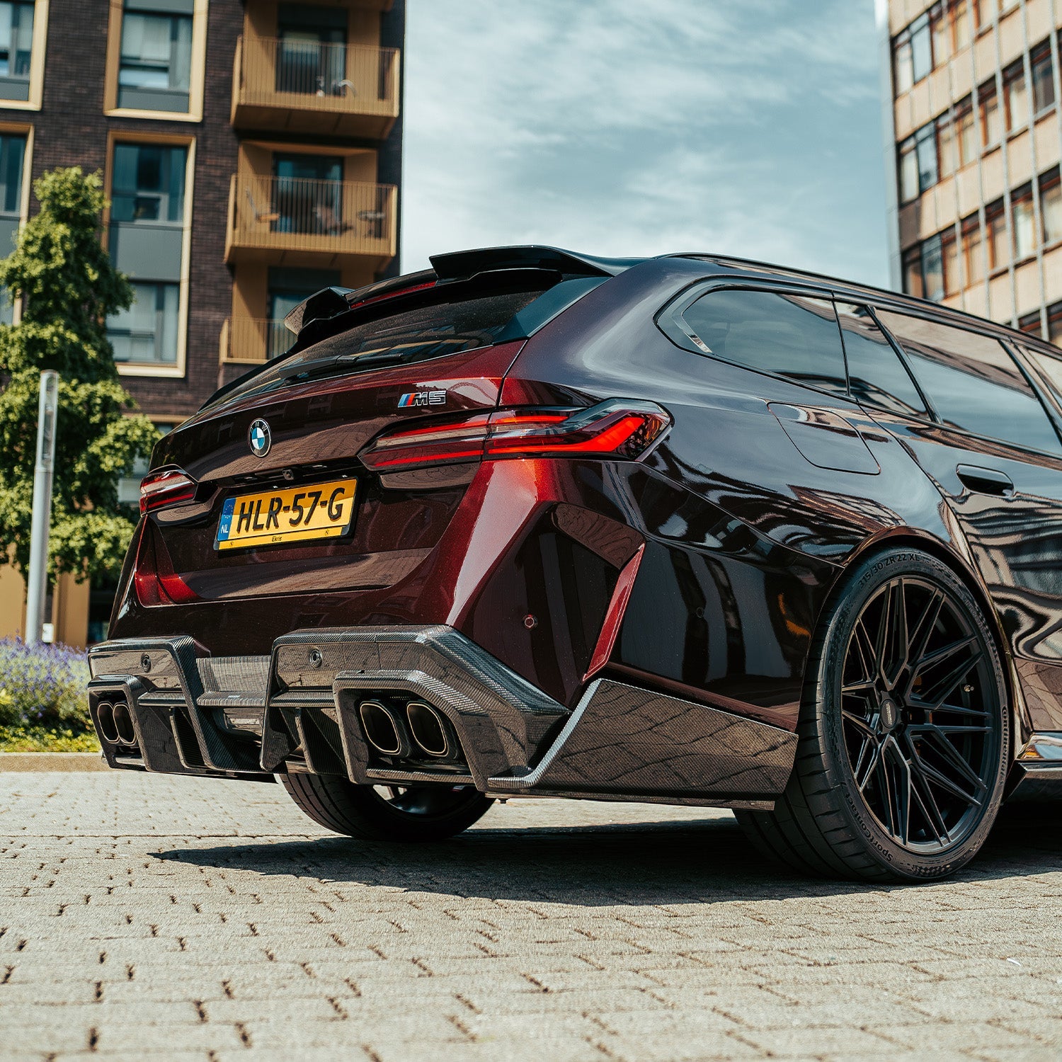 MHC LDN x SooQoo BMW G90 & G99 M5 Carbon Fibre Lower Body Kit