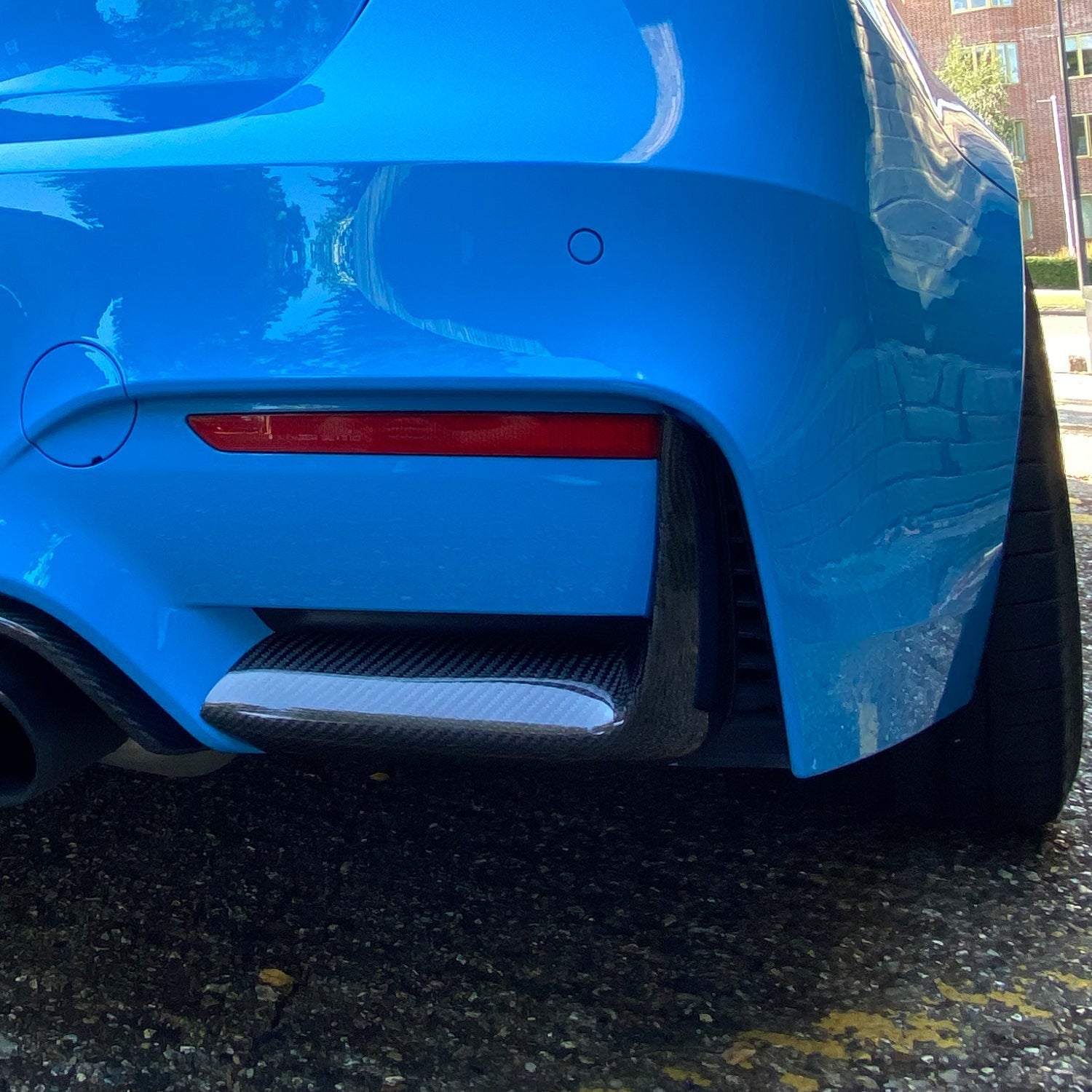 MHC+ BMW M3/M4 Rear Bumper Inserts In Gloss Pre Preg Carbon Fibre (F80/F82/F83)