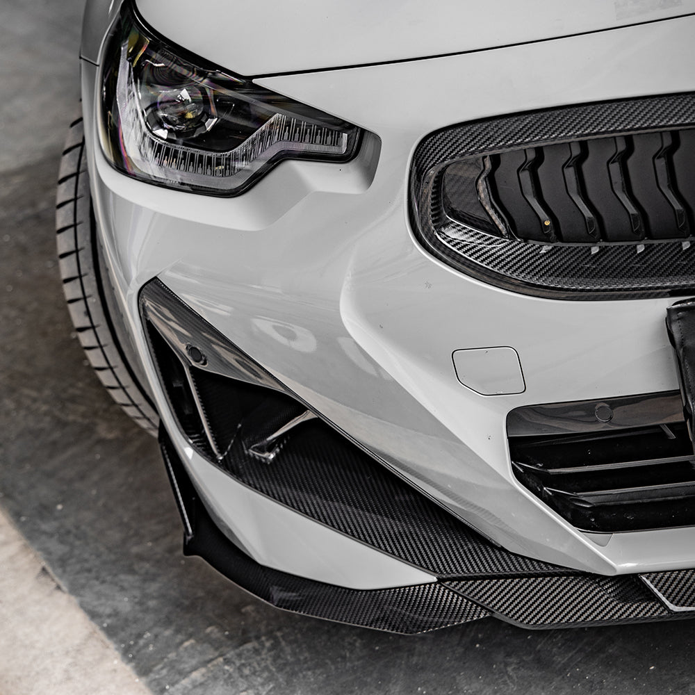 SooQoo BMW G42 M240i Front Splitter In Gloss Carbon Fibre