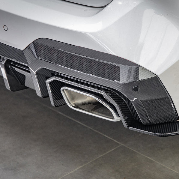 SooQoo BMW X3 G01 LCI Aggressive Rear Diffuser In Gloss Carbon Fibre