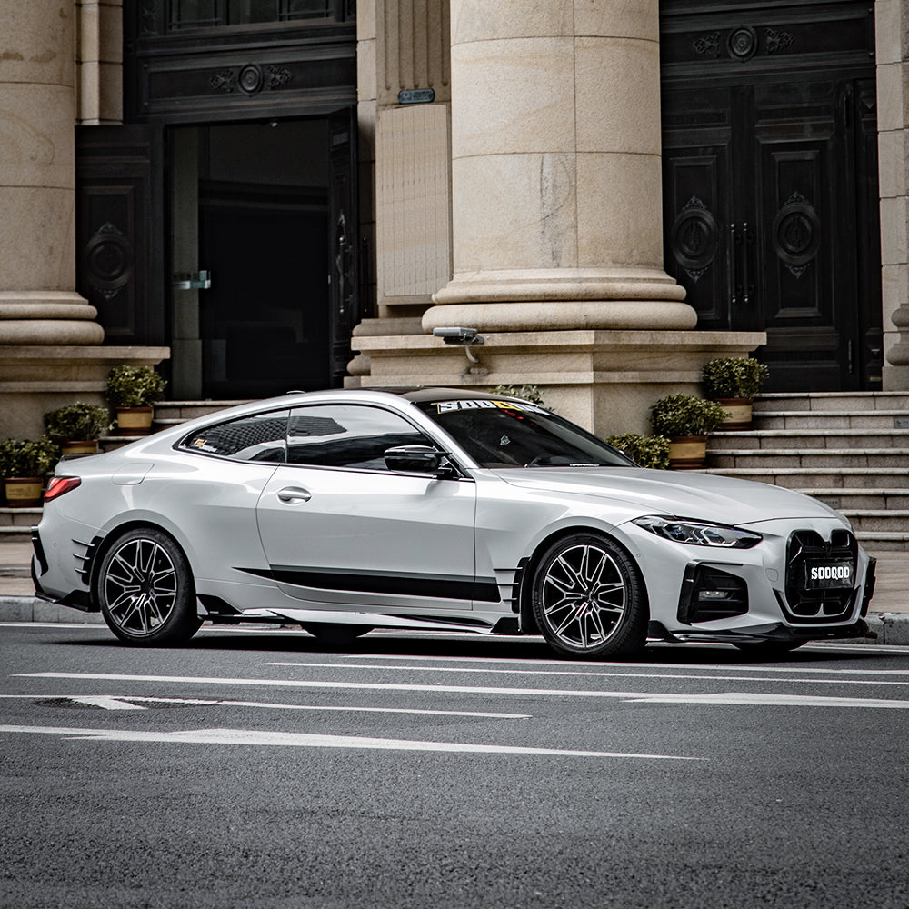 SooQoo BMW G22 G23 4 Series Side Skirts In Gloss Carbon Fibre