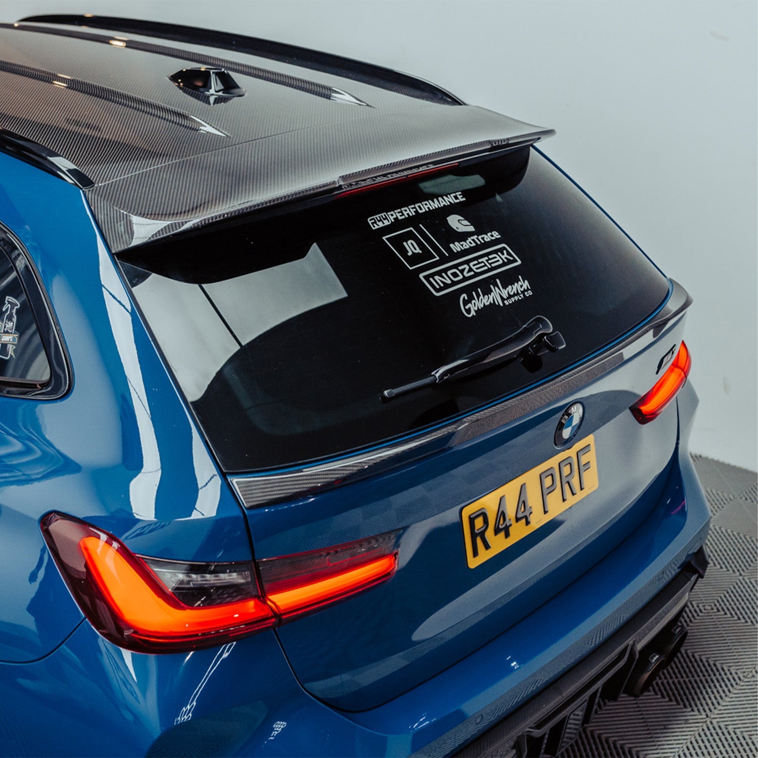 SooQoo BMW G81 M3 Touring Roof Spoiler In Gloss Pre Preg Carbon Fibre (2023+)