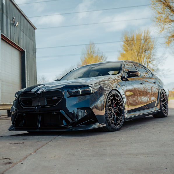 SooQoo BMW G90 & G99 M5 SQ-A Front Splitter In Gloss Carbon Fibre