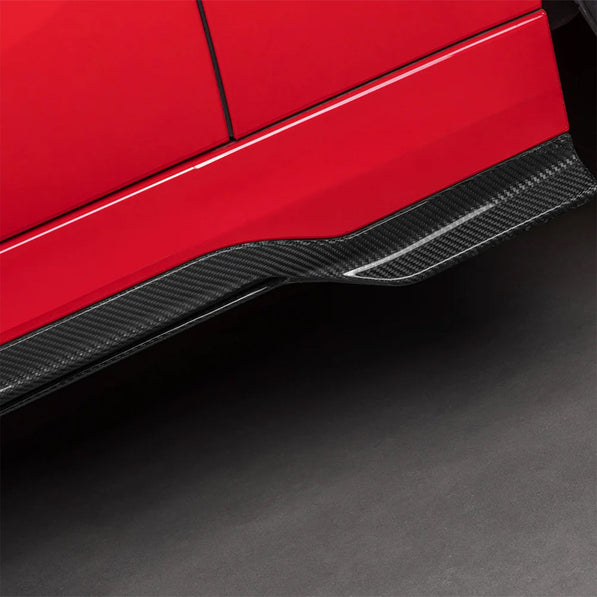 SooQoo BMW F96 X6M & G06 X6 LCI Side Skirts In Gloss Carbon Fibre