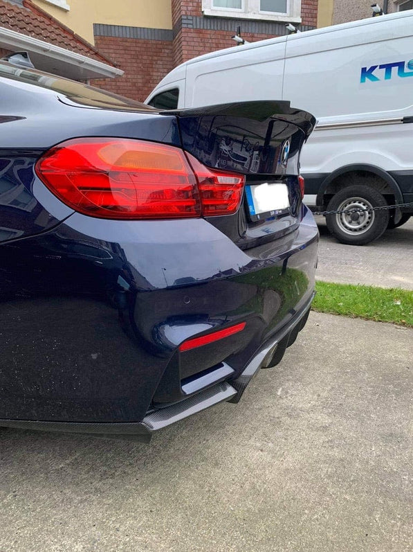 BMW M3 (F80) FULL CARBON FIBRE KIT - V5