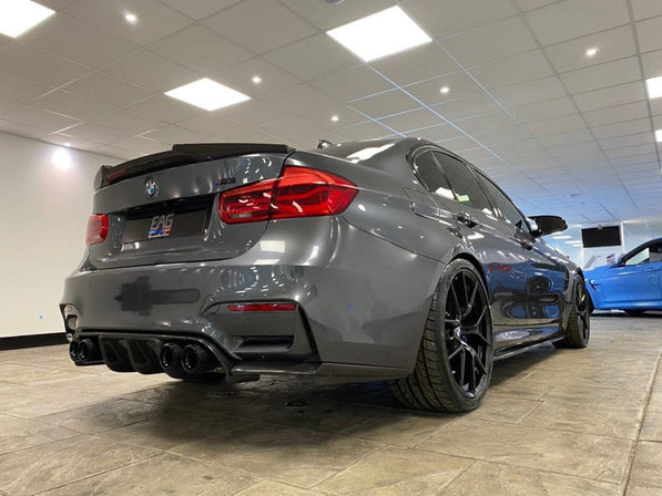 BMW M3 (F80) FULL CARBON FIBRE KIT - V5