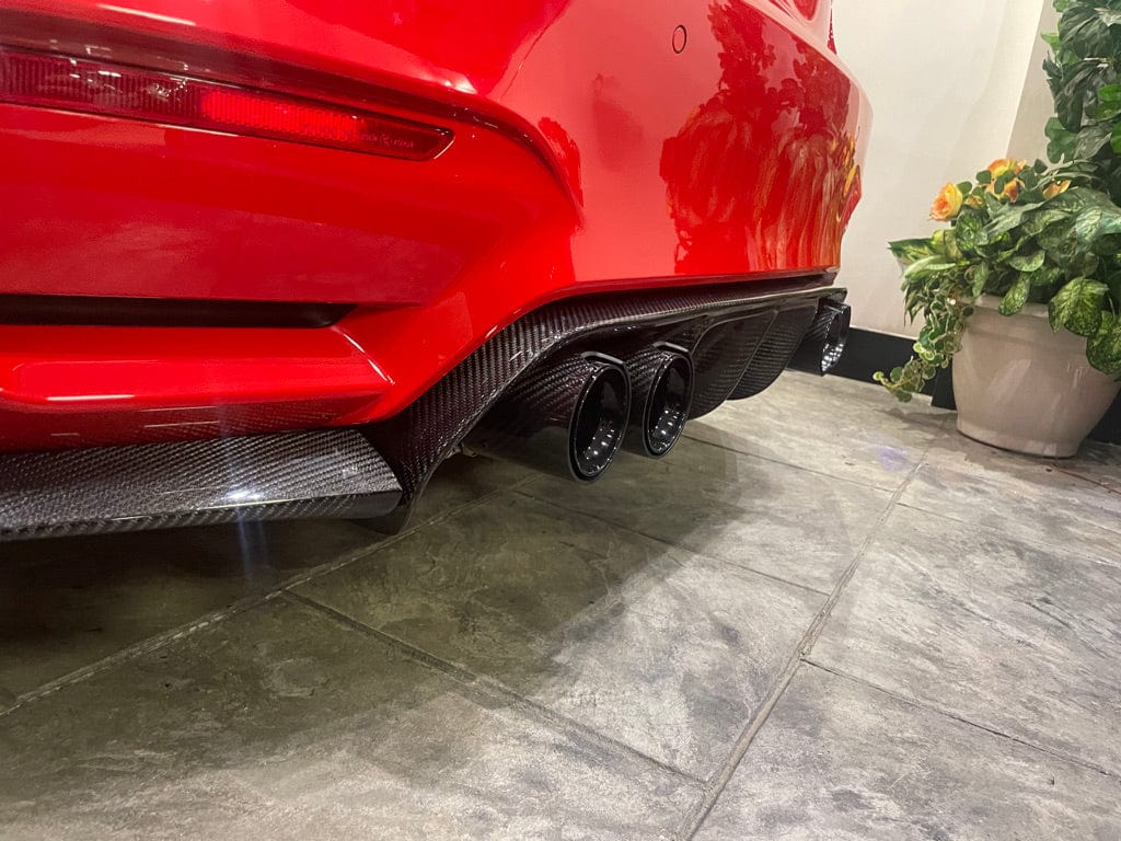BMW M3 (F80) FULL CARBON FIBRE KIT - V4