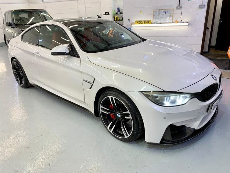 BMW M3 (F80) FULL CARBON FIBRE KIT - V4