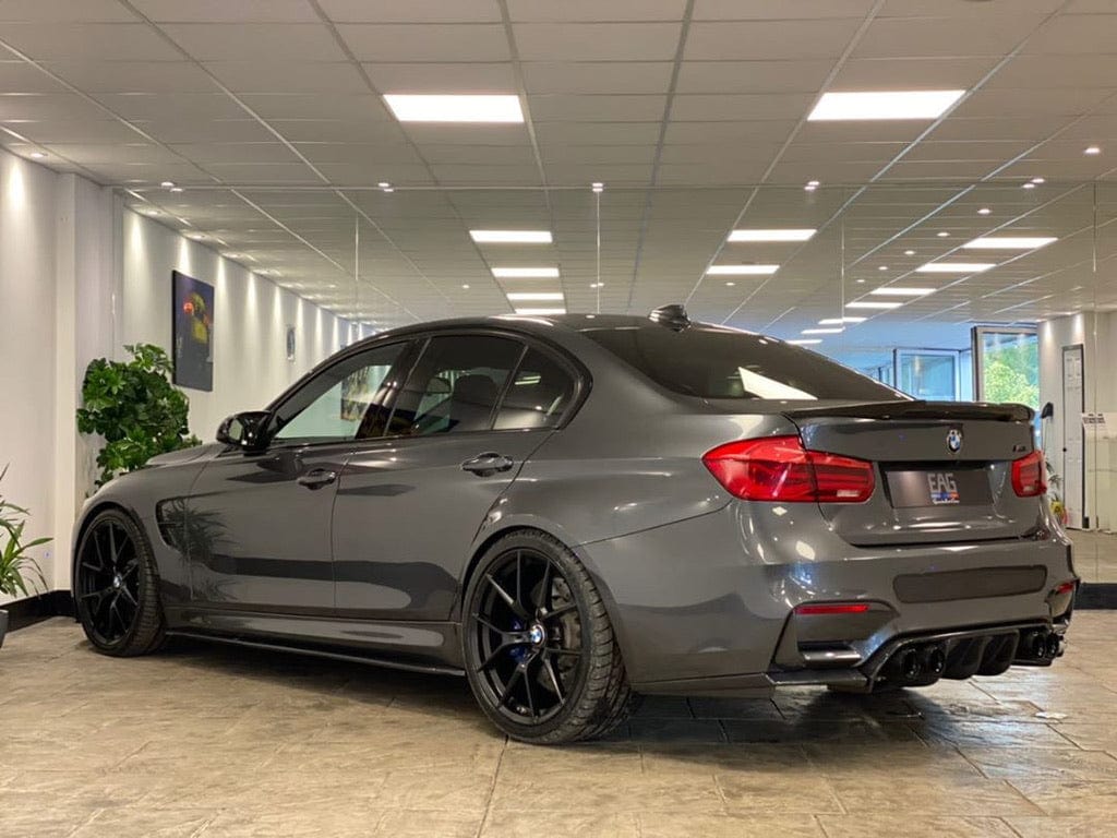 BMW M3 (F80) FULL CARBON FIBRE KIT - V4